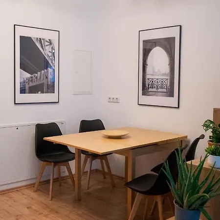 Zuhause Fuehlen In Kreuzberg Apartment Berlin Exterior photo